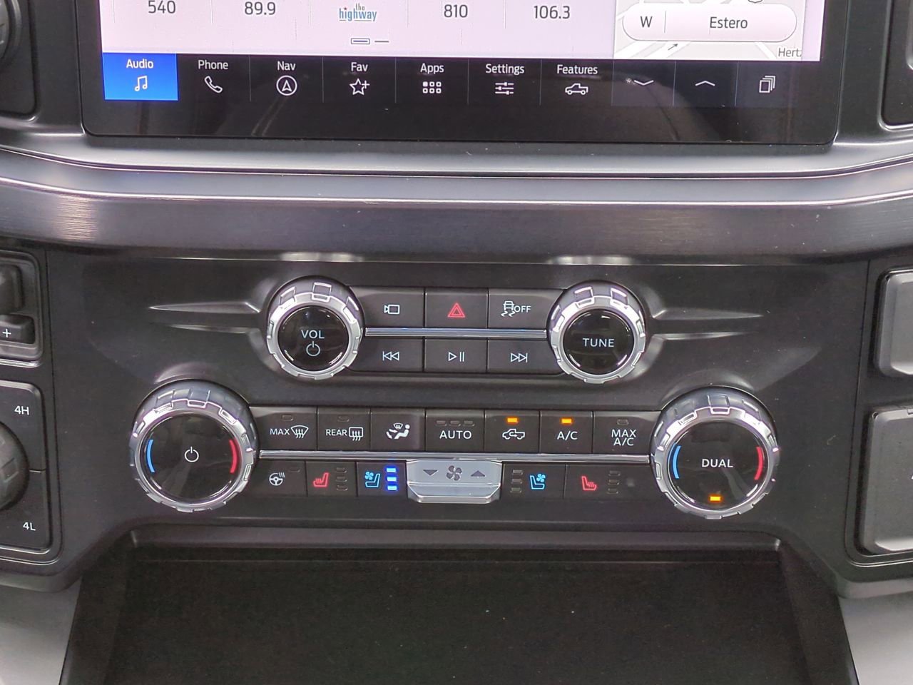 New 2026 Ford F350 Lariat image 19