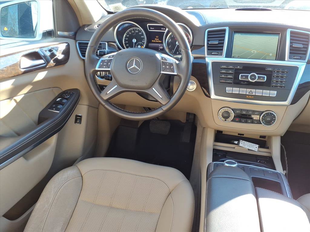 Used 2014 Mercedes-Benz GL 450 4MATIC image 18