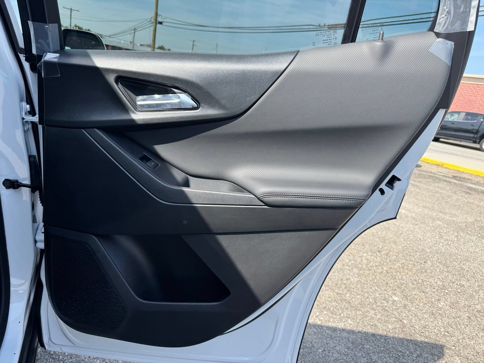 New 2027 Chevrolet Equinox LT FWD image 29