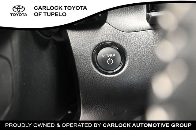 Used 2025 Toyota Camry SE FWD image 17