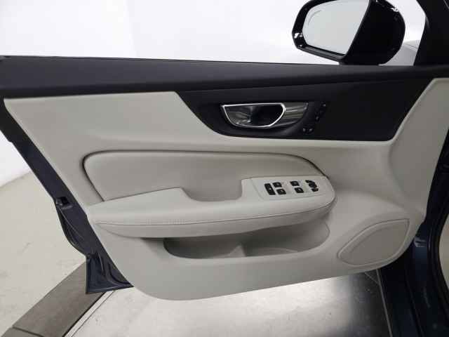 Used 2023 Volvo S60 B5 Core w/ Climate Package image 14