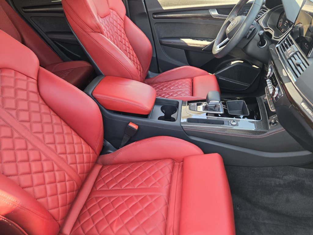 Certified 2023 Audi SQ5 Premium Plus w/ Premium Plus Package AWD/4WD image 18