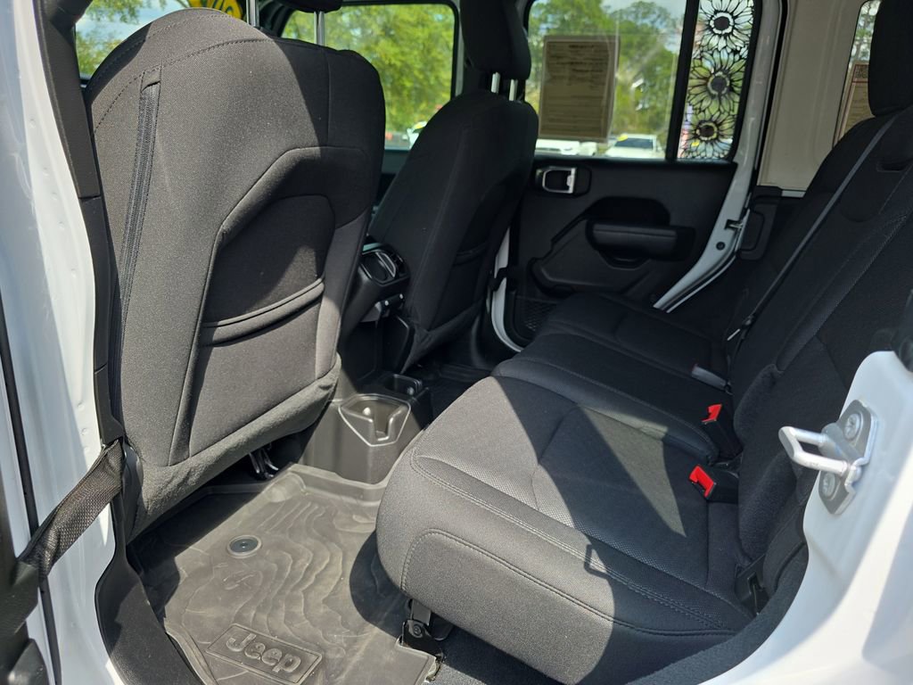 Used 2023 Jeep Wrangler Sport S image 28