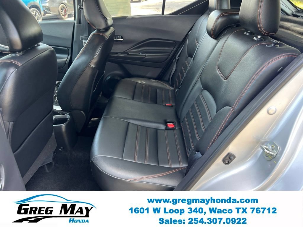 Used 2019 Nissan Kicks SR w/ SR Premium Package FWD image 19