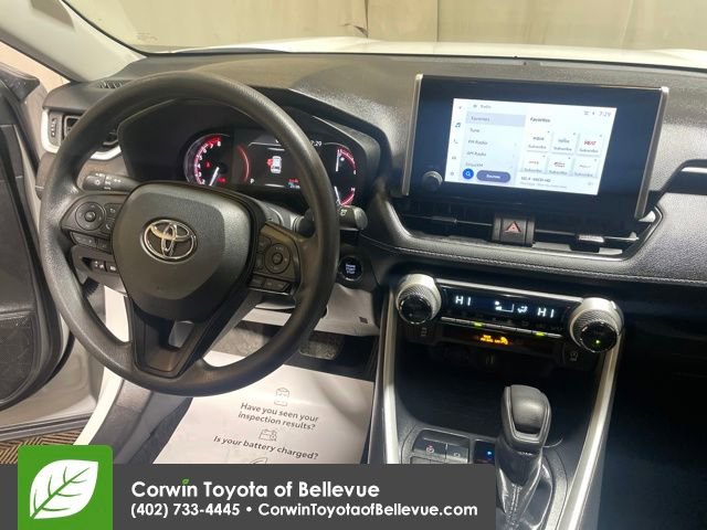 Used 2025 Toyota RAV4 XLE image 15