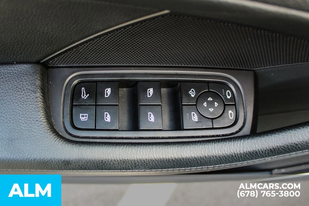 Used 2023 Porsche Panamera 4 Platinum Edition w/ Sportdesign Package image 40