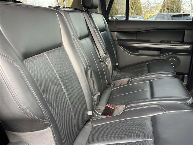 Used 2024 Ford Expedition Max XLT image 23