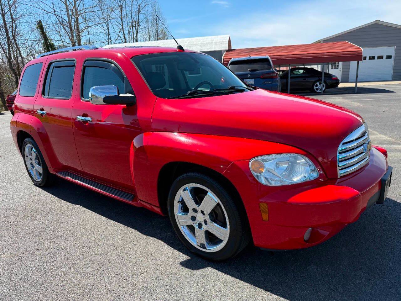 Used 2011 Chevrolet HHR LT w/ LT Preferred Equipment Group image 2