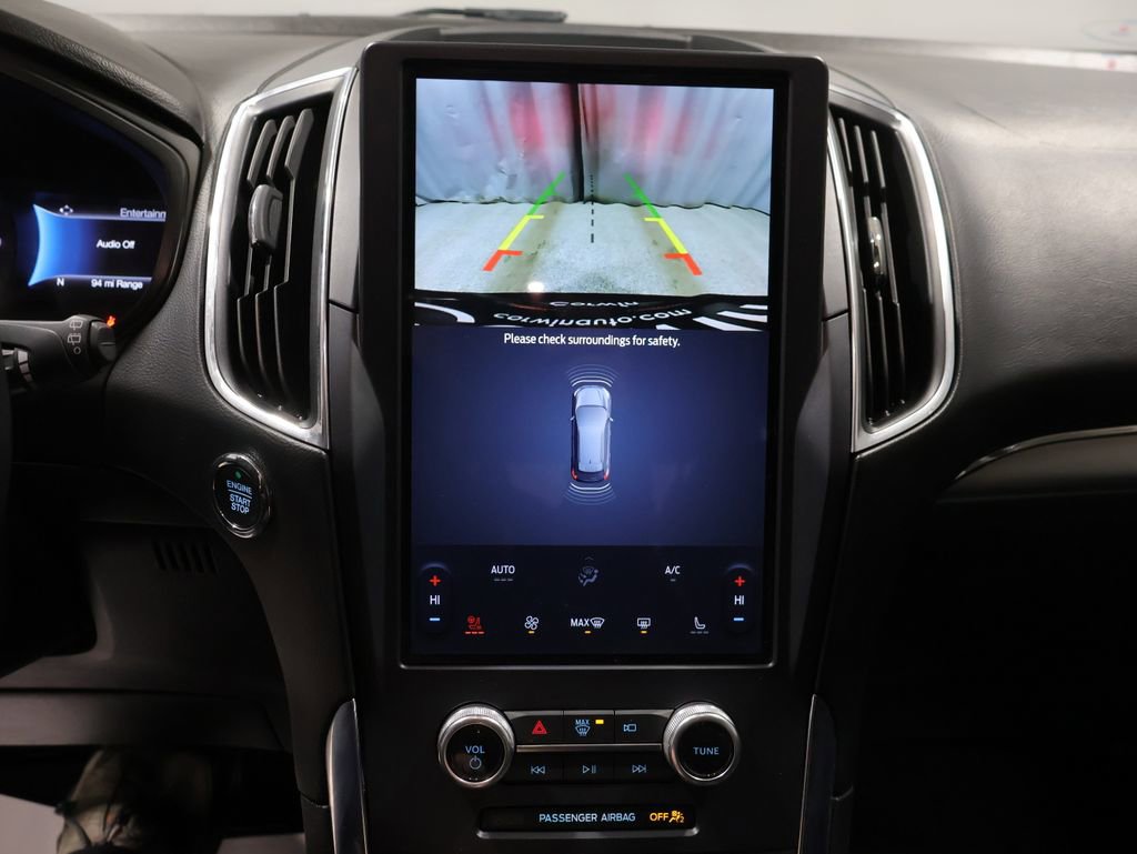 Used 2022 Ford Edge Titanium image 28