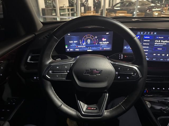 Used 2024 Chevrolet Traverse Z71 w/ LPO, Floor Liner Package image 25