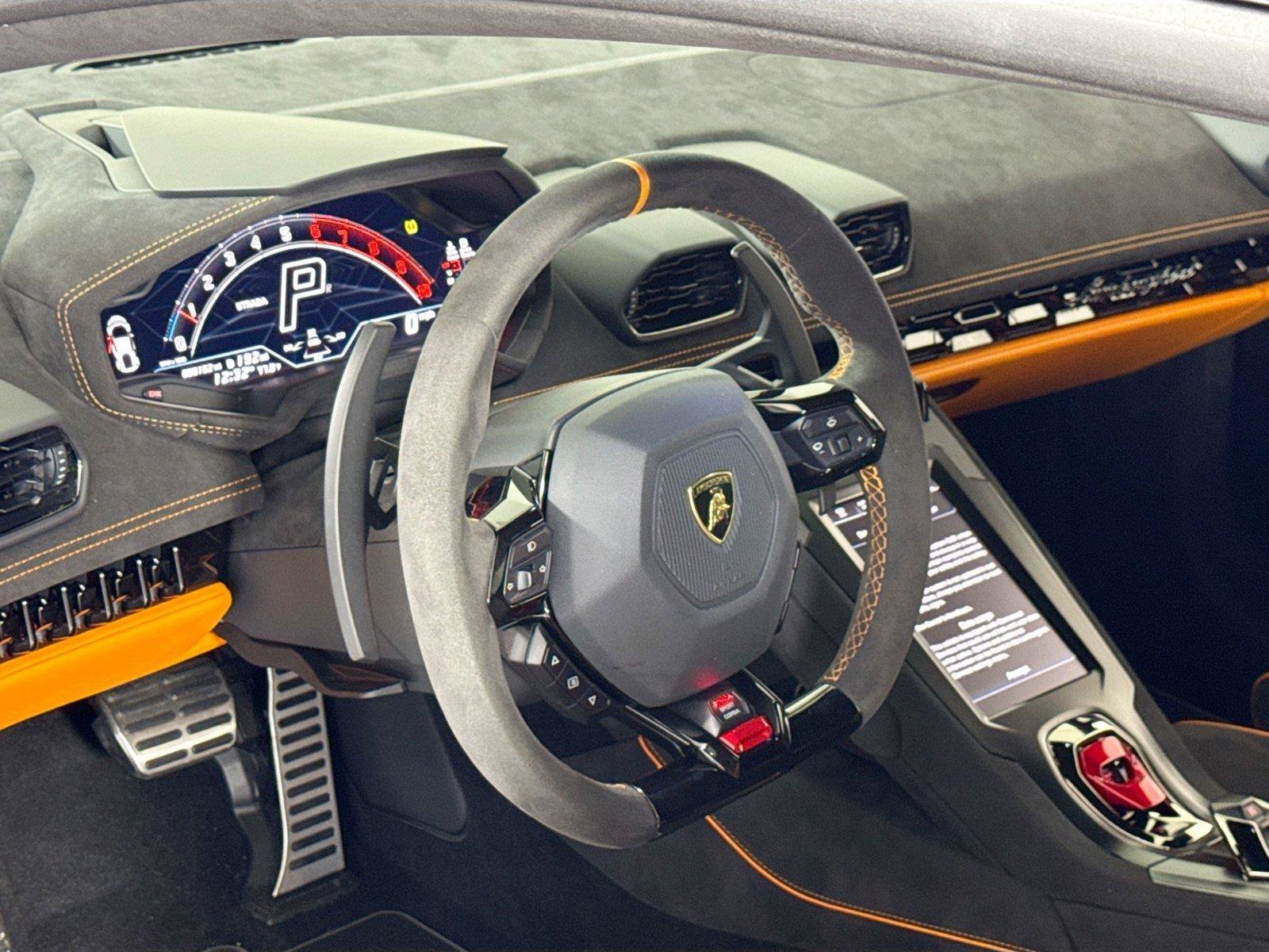 Used 2023 Lamborghini Huracan Tecnica RWD image 16