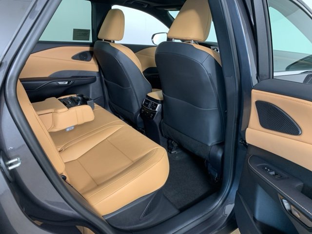 Used 2025 Lexus RX 350 350h Premium Plus w/ Convenience Package image 39