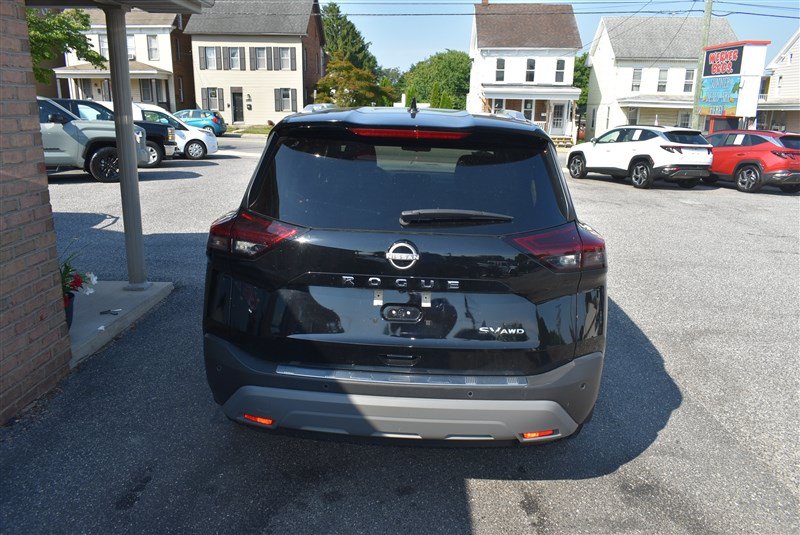 Used 2023 Nissan Rogue SV w/ SV Premium B Package AWD/4WD image 5