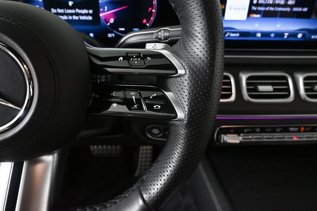 Certified 2024 Mercedes-Benz GLS 450 4MATIC image 11