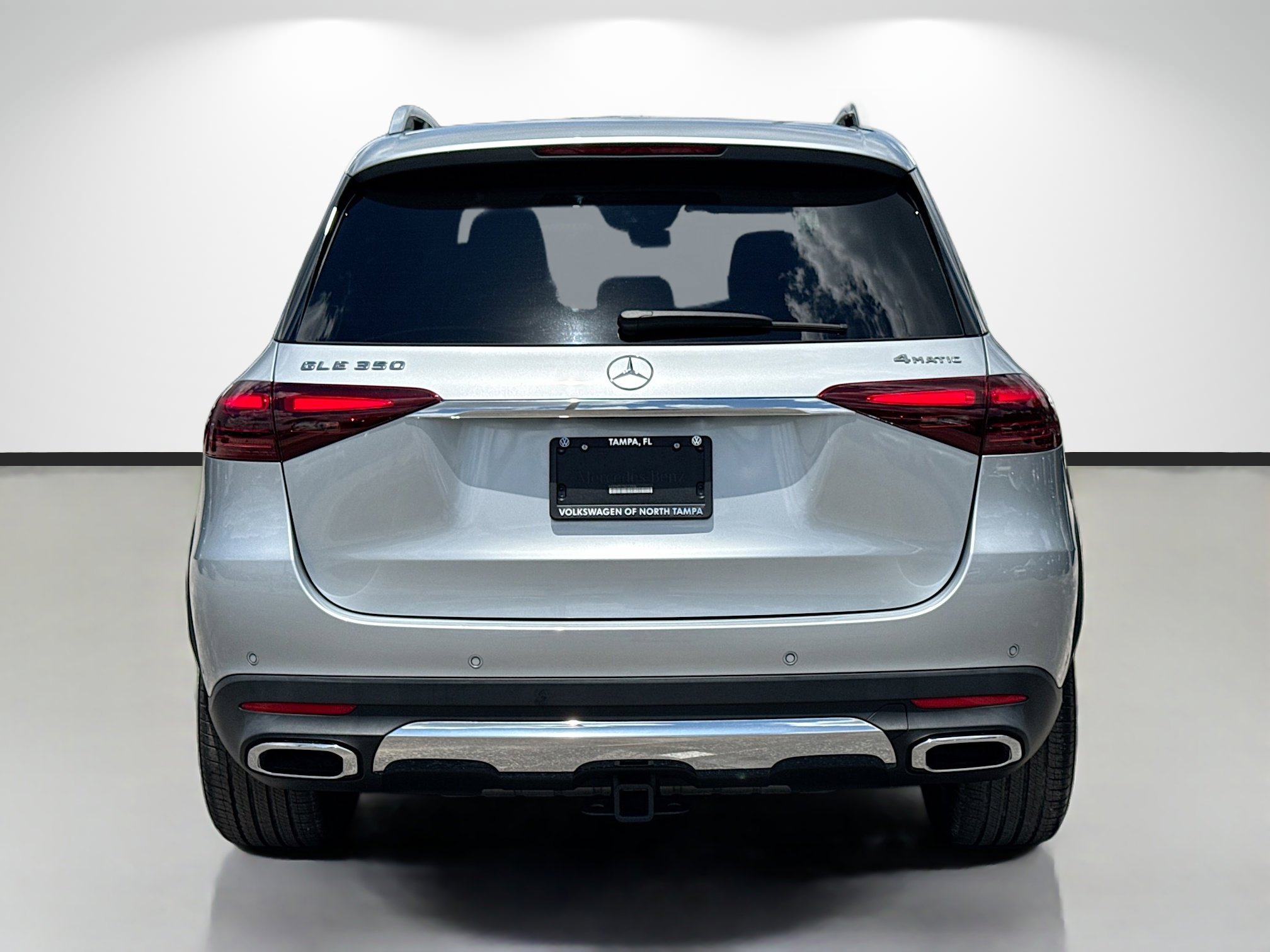Used 2024 Mercedes-Benz GLE 350 4MATIC w/ Winter Package image 4