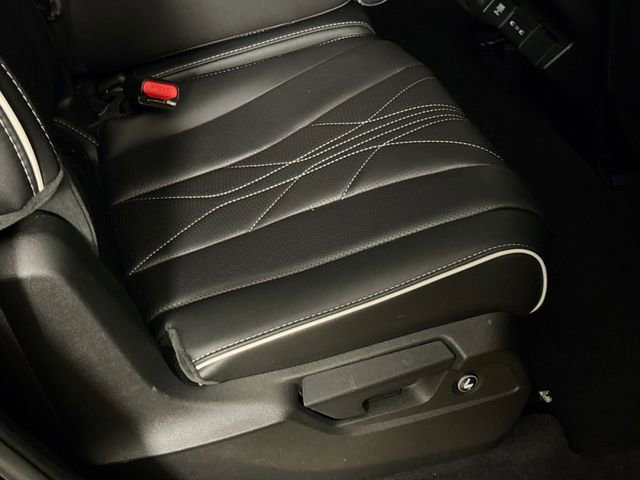 Used 2025 Acura MDX w/ Advance Package image 47