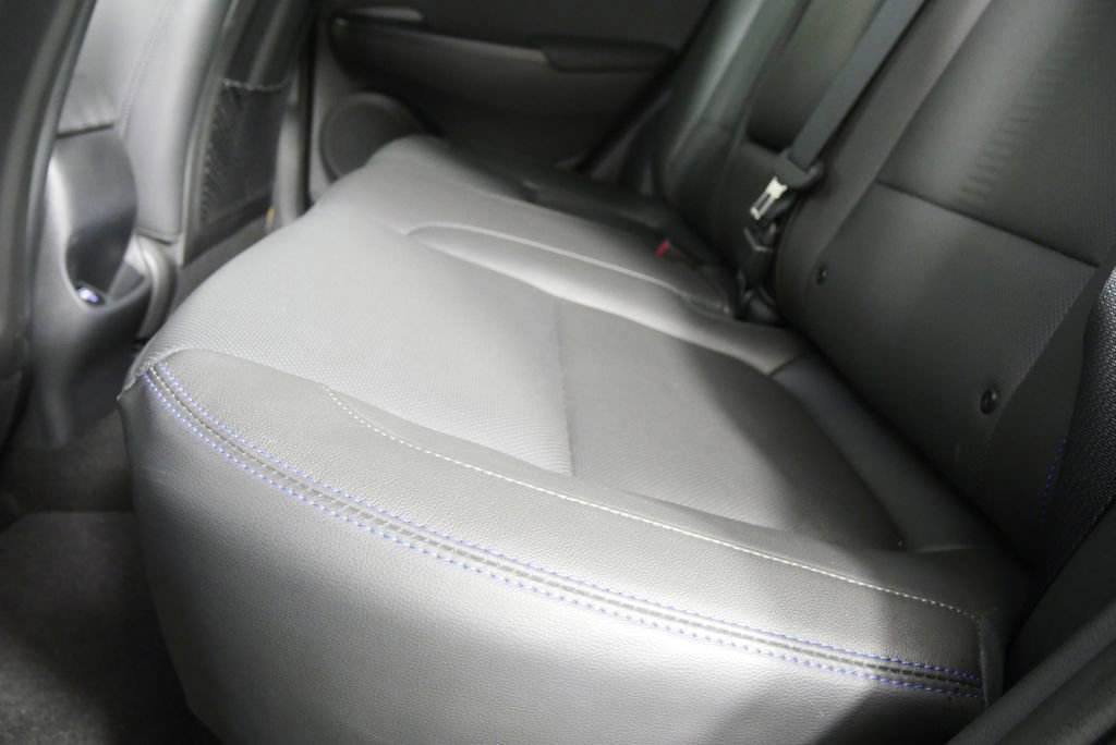 Used 2023 Hyundai Kona Limited FWD image 14