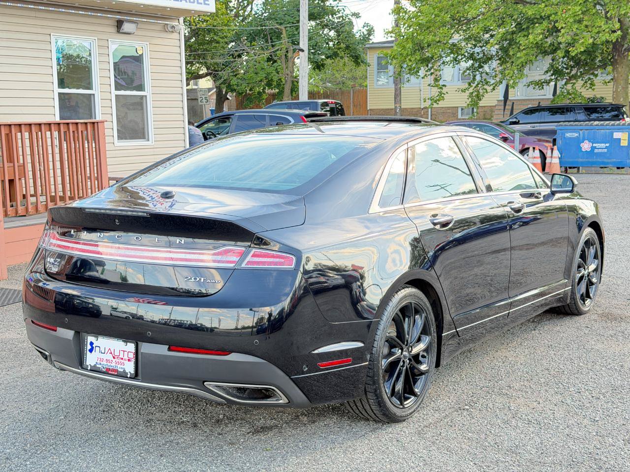 Used 2020 Lincoln MKZ Reserve w/ Monochromatic Package AWD/4WD image 4