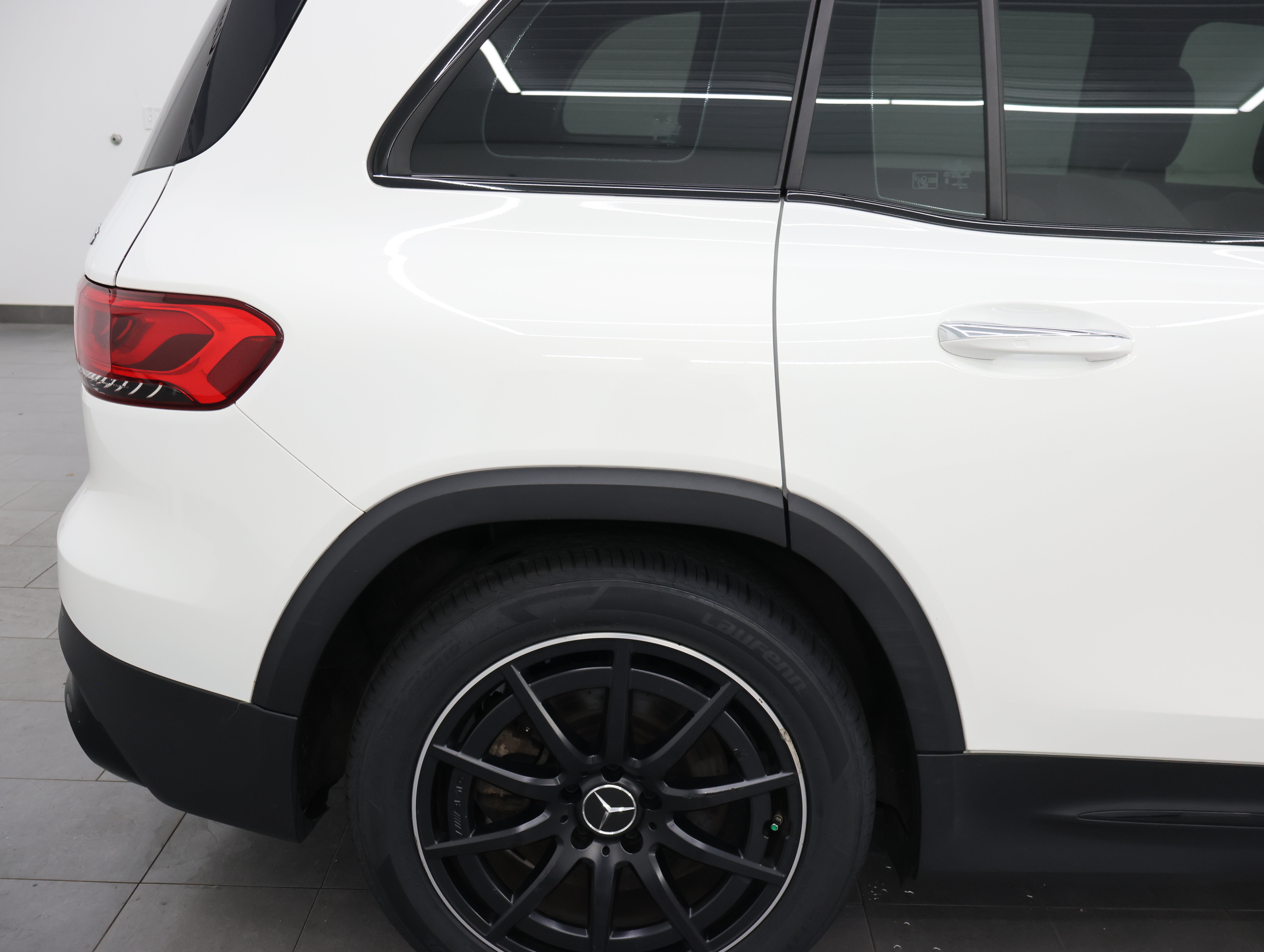 Used 2022 Mercedes-Benz GLB 35 AMG 4MATIC image 27