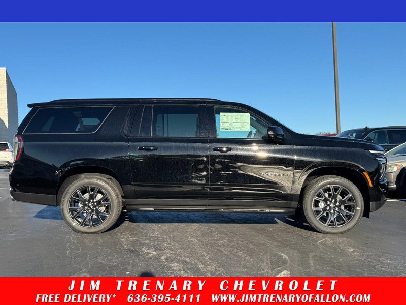 New 2026 Chevrolet Suburban RST video 1