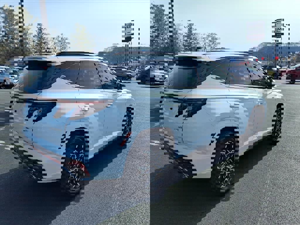 Used 2024 Hyundai Tucson N Line image 8