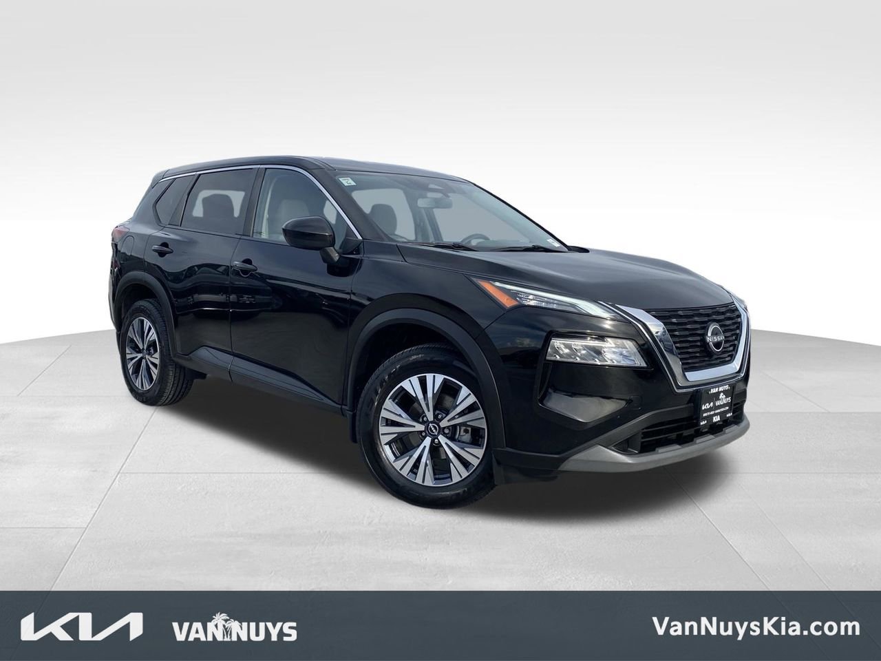 Used 2023 Nissan Rogue SV