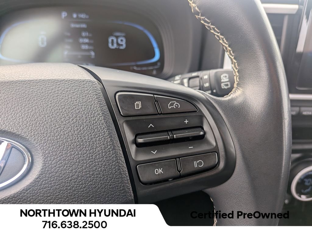 Certified 2023 Hyundai Venue Limited w/ Cargo Package image 27