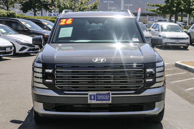 Certified 2026 Hyundai Palisade Calligraphy AWD/4WD image 2