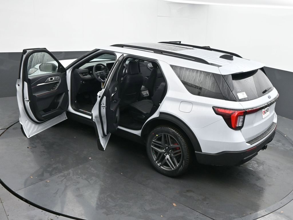 New 2026 Ford Explorer ST-Line w/ ST-Line Street Pack image 62