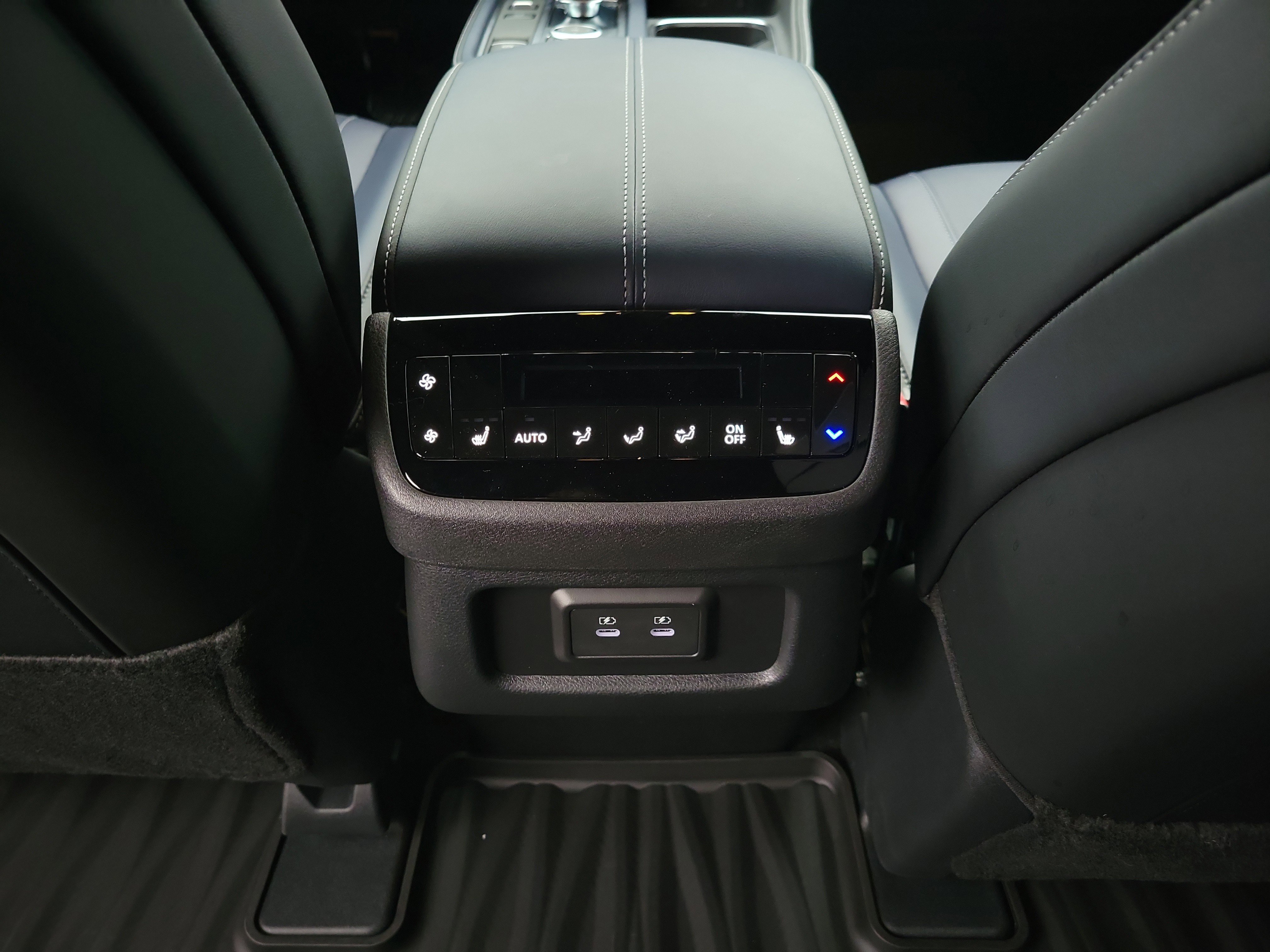 New 2026 INFINITI QX60 Sport w/ Dark Cargo Package image 27