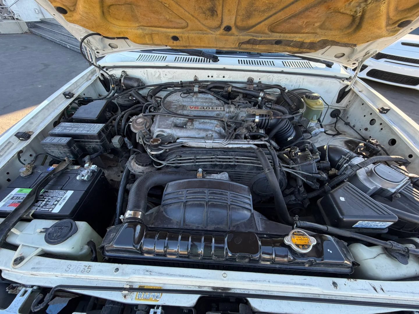 Used 1995 Toyota 4Runner SR5 AWD/4WD image 29