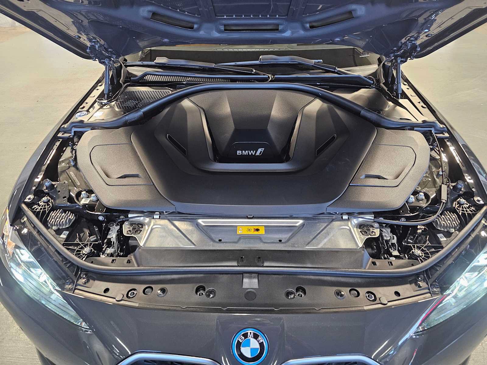 Certified 2023 BMW i4 eDrive35 w/ Premium Package RWD image 8