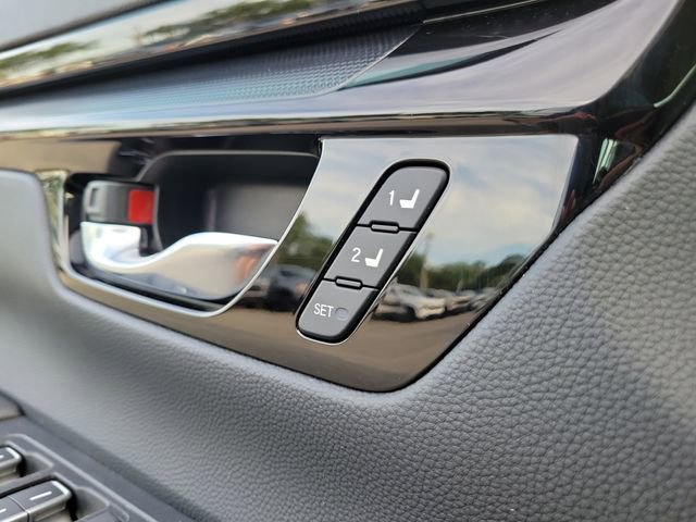 Used 2025 Honda CR-V EX-L image 23