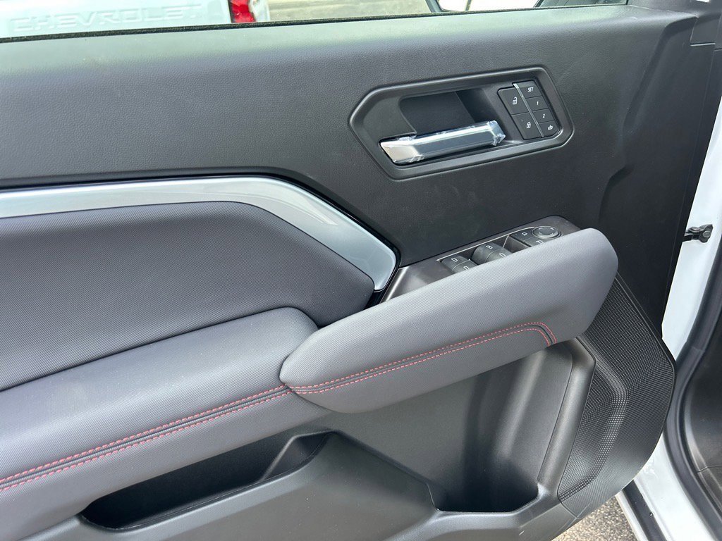 New 2025 Chevrolet Colorado Z71 w/ Technology Package image 8