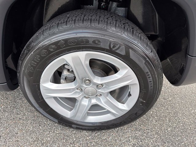 Used 2023 Jeep Compass Latitude AWD/4WD image 9