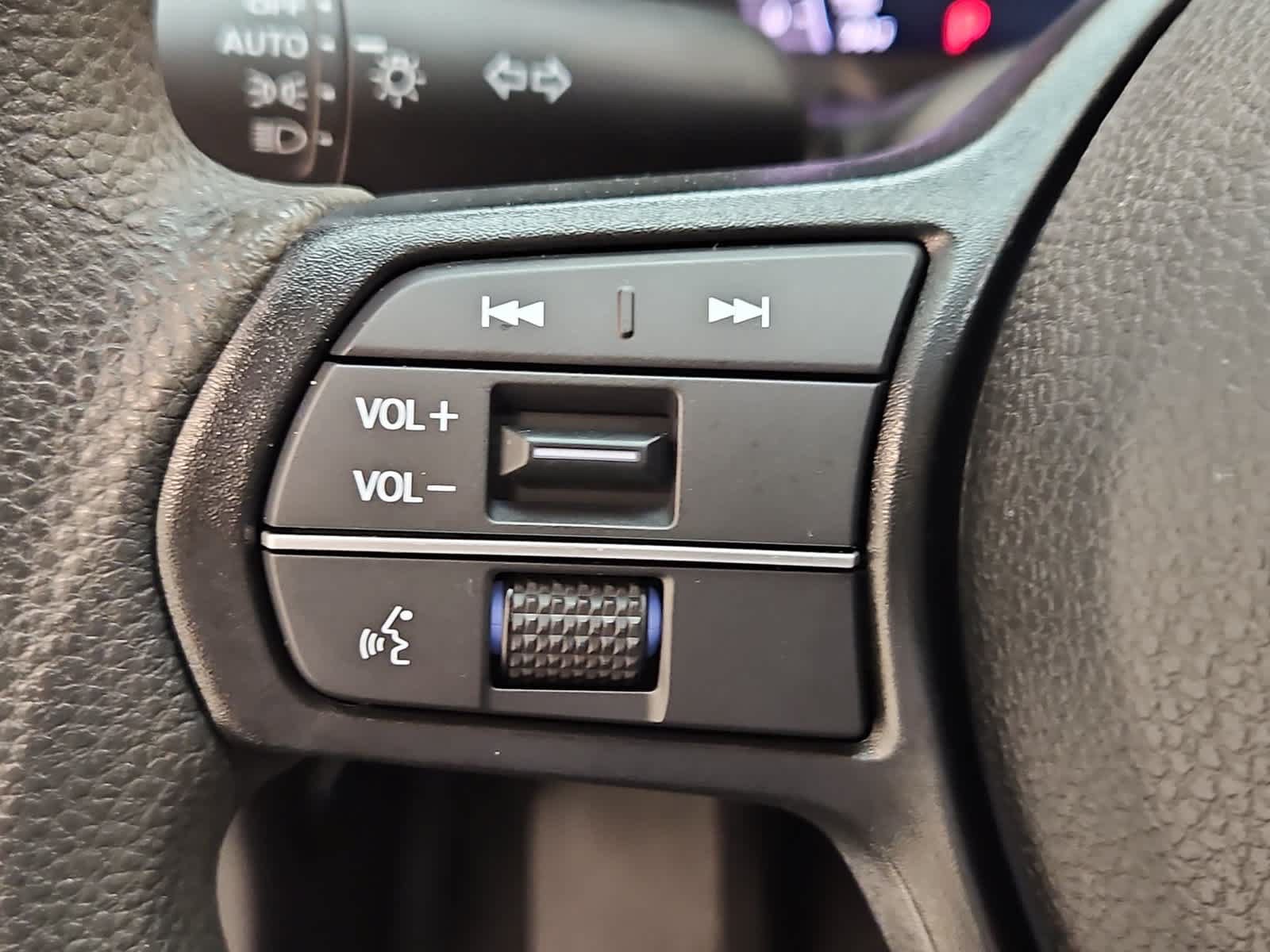 Certified 2024 Honda Accord EX image 12