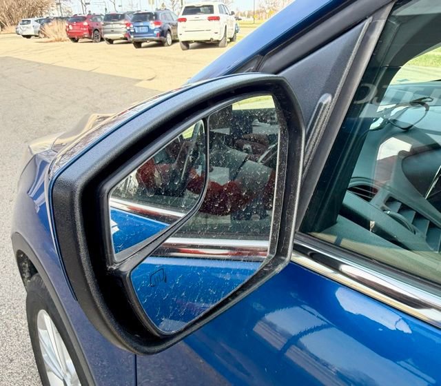 Used 2019 Ford Escape SEL image 10