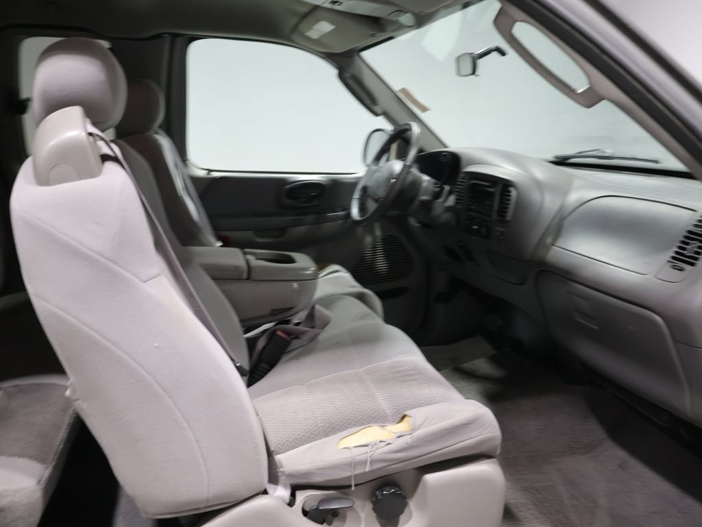 Used 2003 Ford F150 XLT AWD/4WD image 21