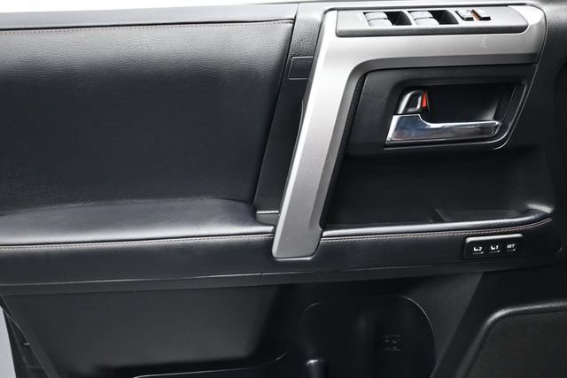 Used 2020 Toyota 4Runner Limited AWD/4WD image 8