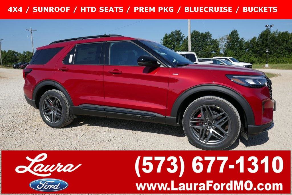 New 2025 Ford Explorer ST-Line w/ Premium Package image 1