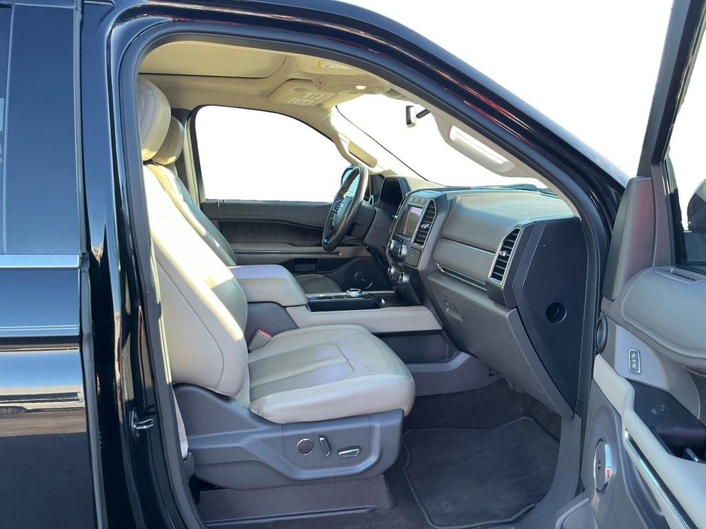 Used 2019 Ford Expedition Limited w/ Equipment Group 301A image 22
