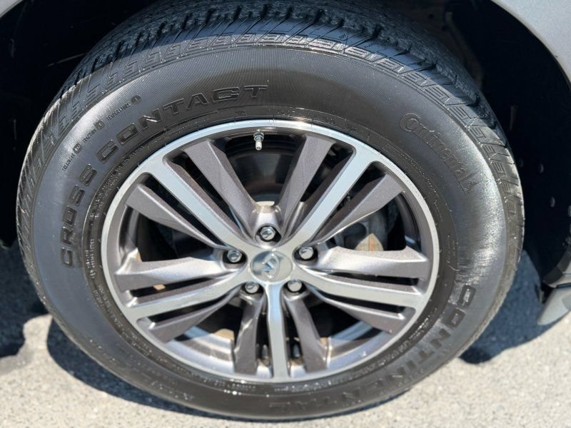 Used 2019 INFINITI QX60 Luxe w/ Essential Package AWD/4WD image 9