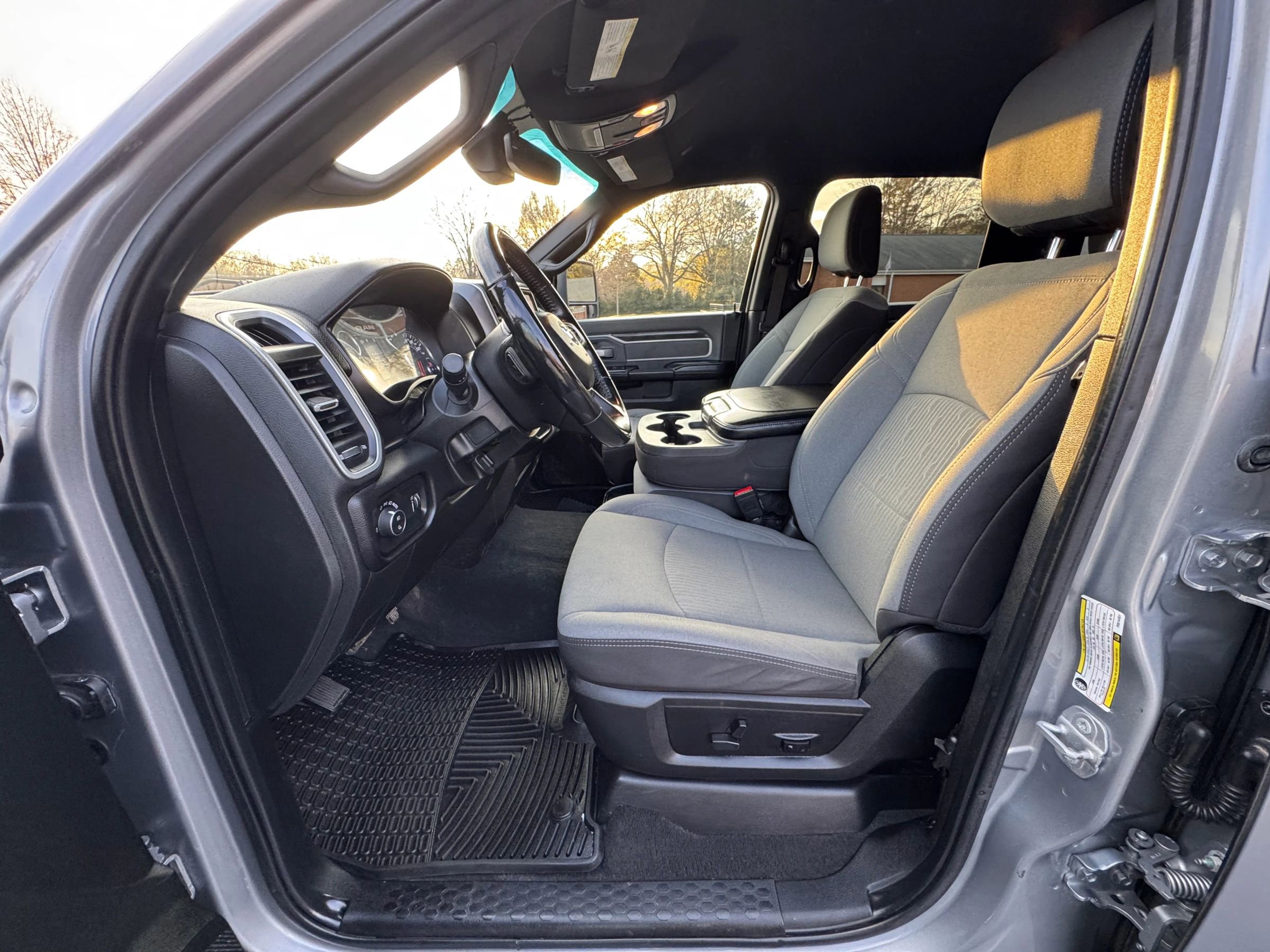 Used 2023 RAM 2500 Big Horn w/ Level 1 Equipment Group image 15