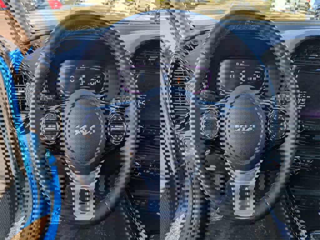 Used 2024 Kia Soul EX image 21