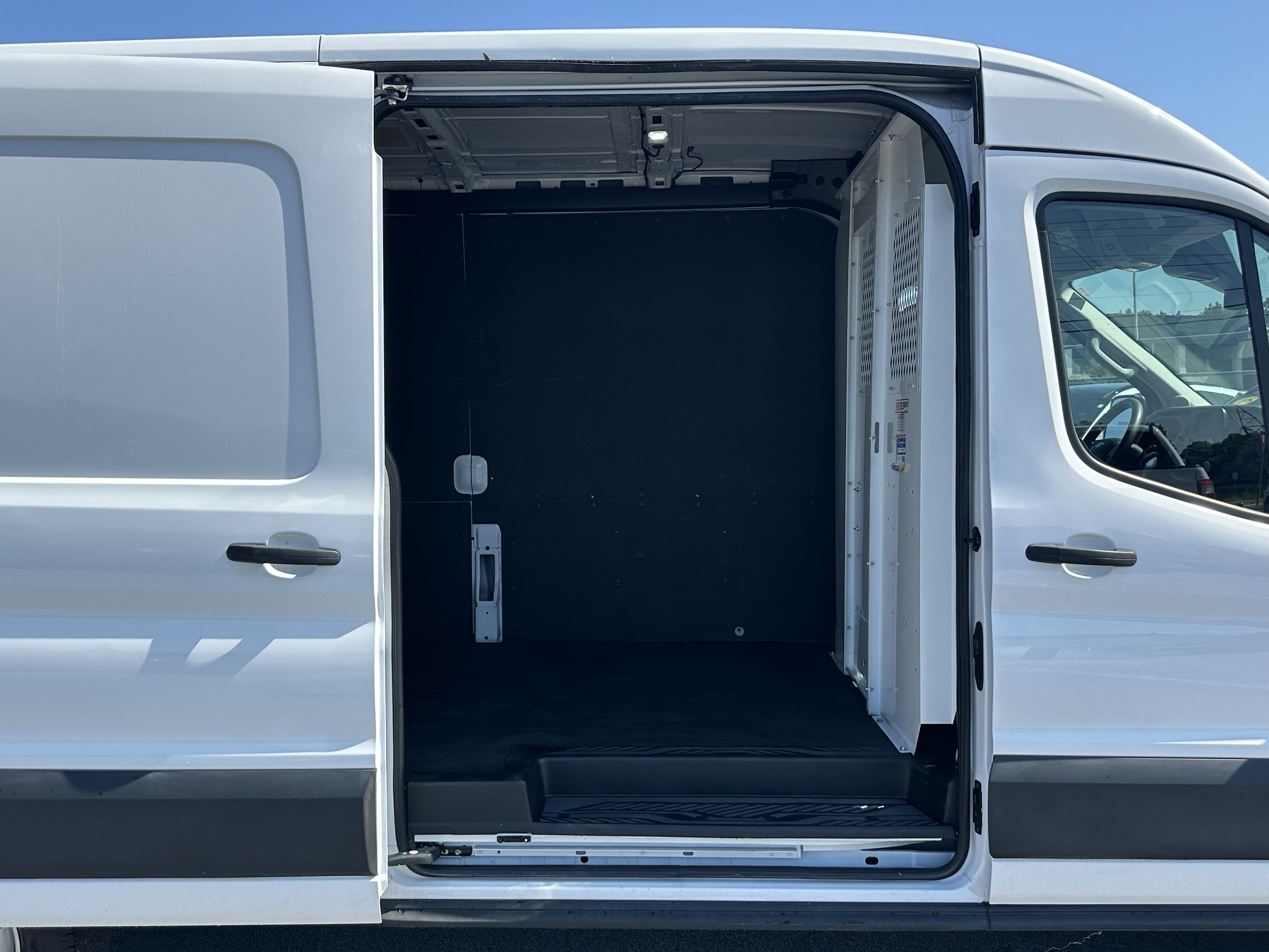 Used 2024 Ford Transit 250 148 Medium Roof w/ Load Area Protection Package RWD image 15