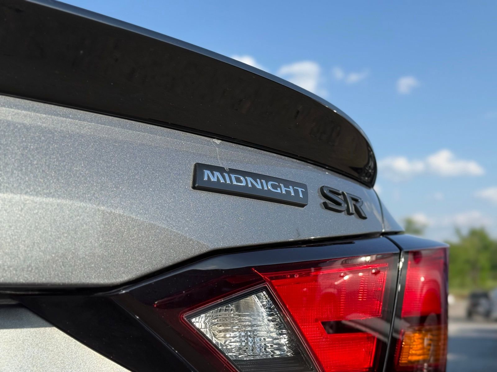 Used 2022 Nissan Altima 2.5 SR w/ Midnight Edition Package AWD/4WD image 9