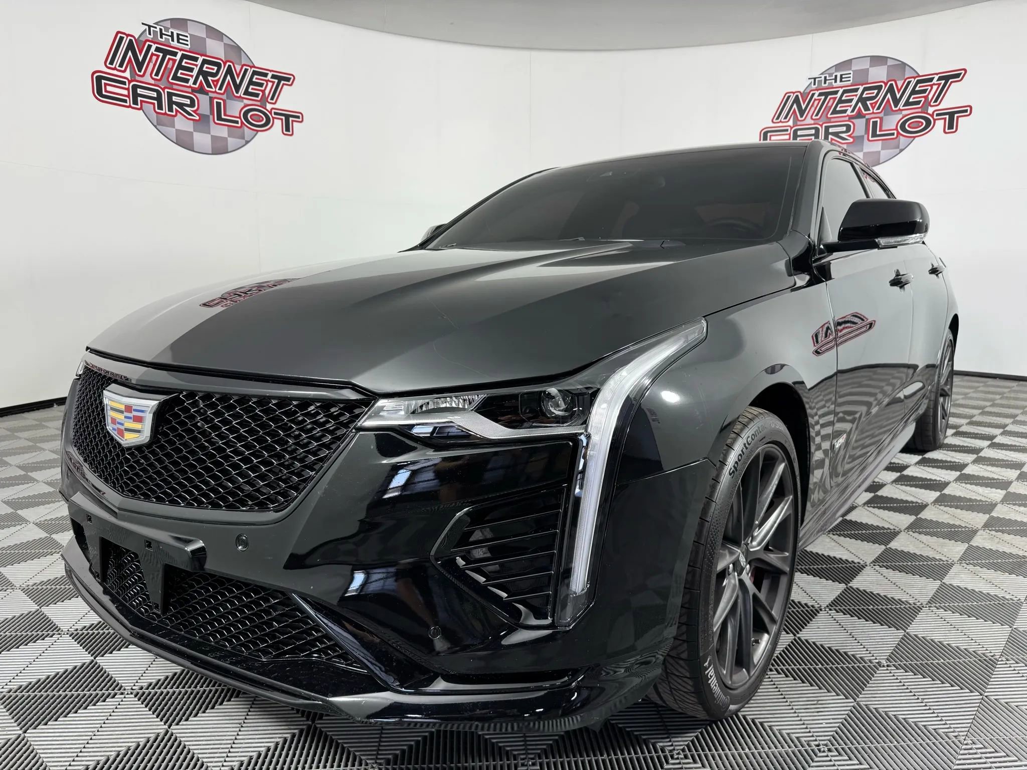 Used 2025 Cadillac CT4 V w/ Technology Package image 3