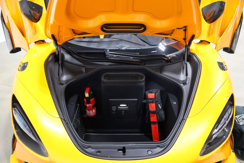 Used 2022 McLaren 765LT RWD image 66