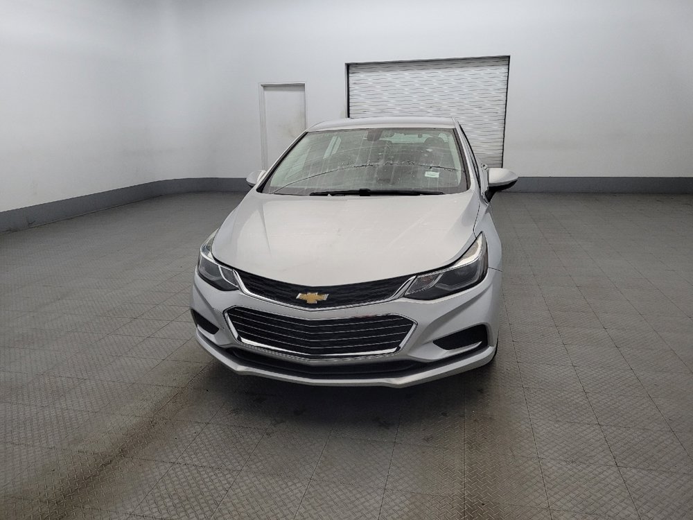 Used 2018 Chevrolet Cruze LT image 15