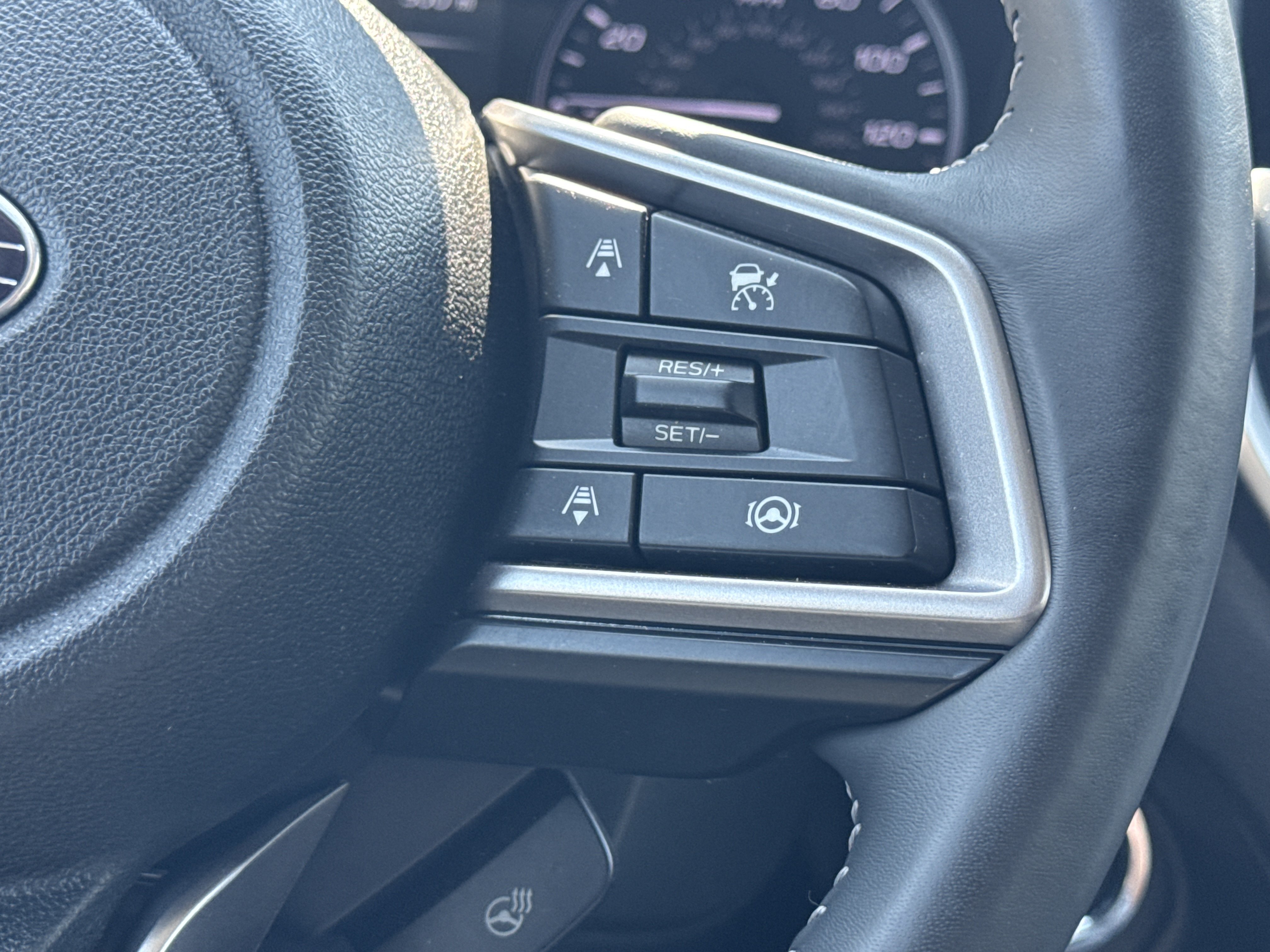 Certified 2023 Subaru Ascent Touring AWD/4WD image 10